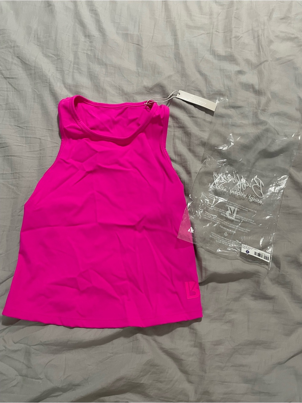 NWT BuffBunny Aurora Crop Top v3 Hard Candy